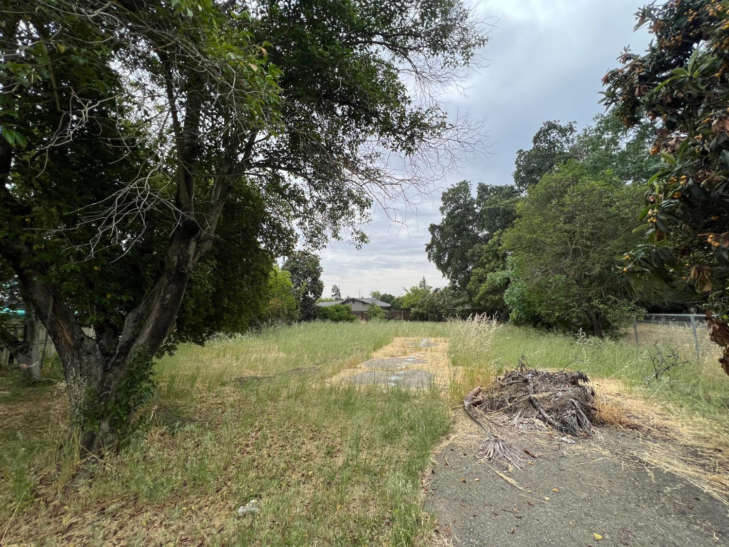 Photo of 2624 Elm St in Live Oak, CA