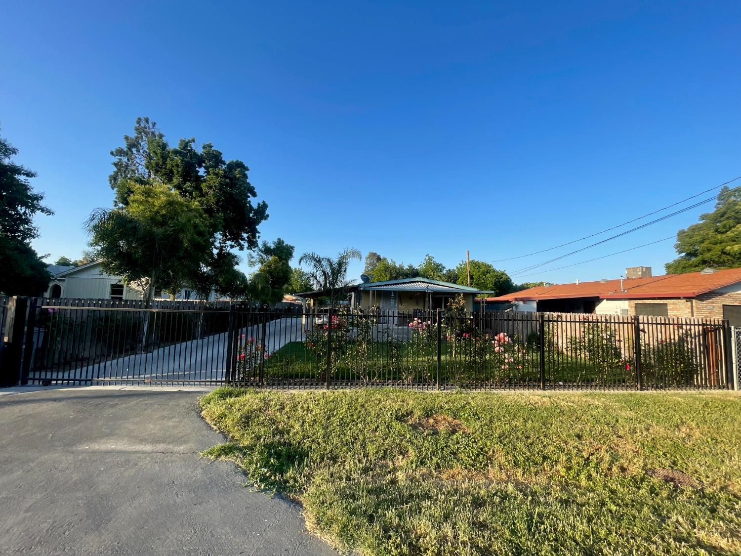 Photo of 5657 N Gledhill Ave in Olivehurst, CA
