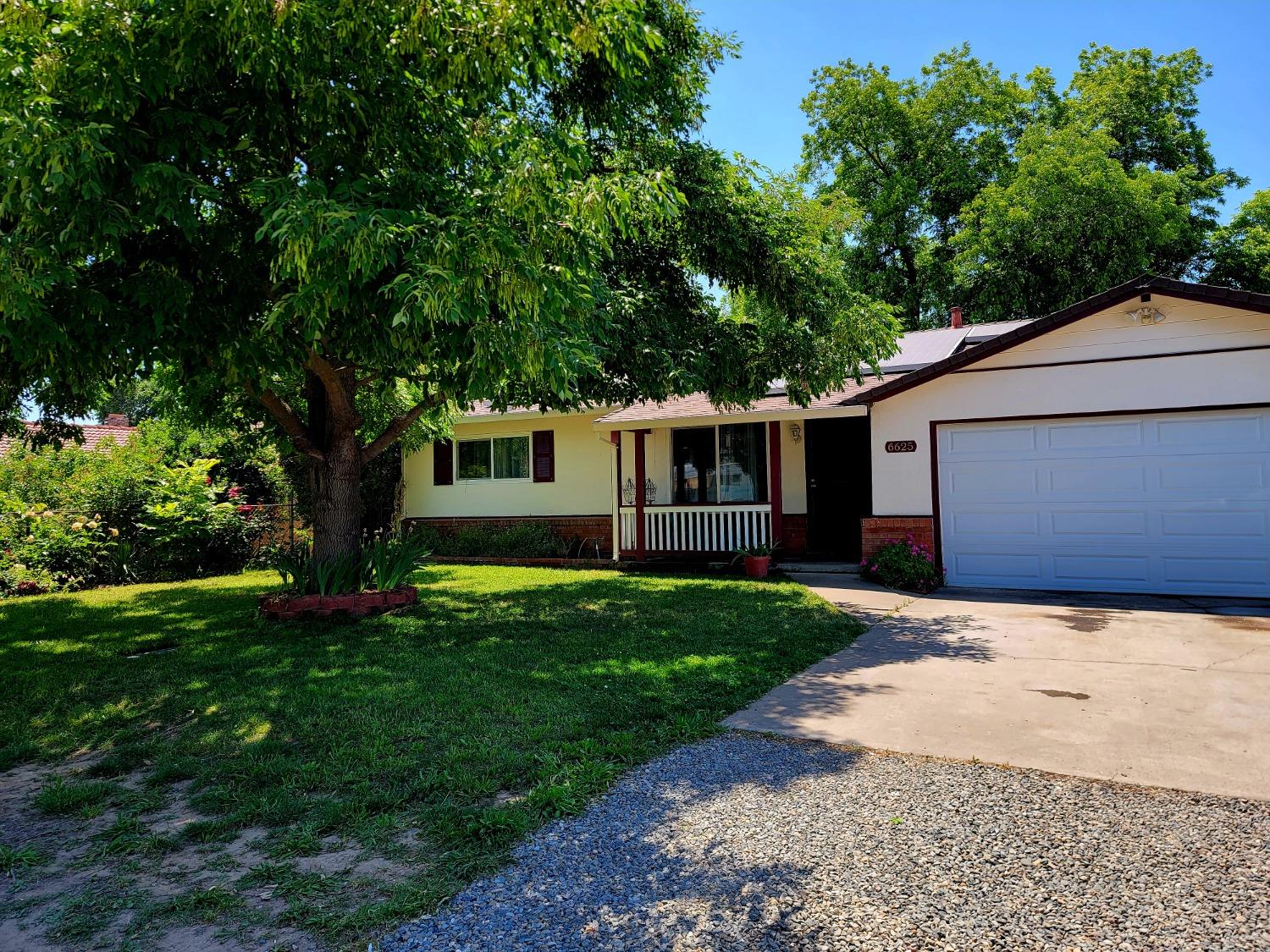 Photo of 6625 4th Ave in Rio Linda, CA