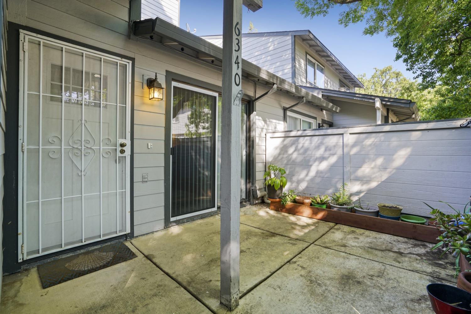 Photo #2: 223048641 Listing 