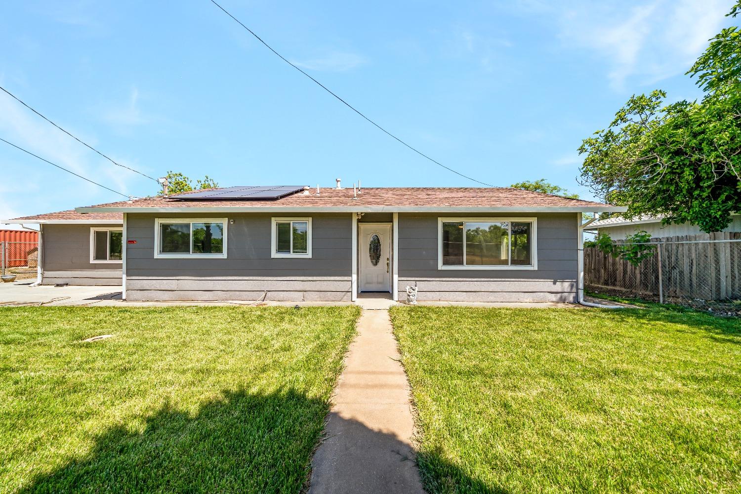 Photo of 777 Barry Rd in Yuba City, CA