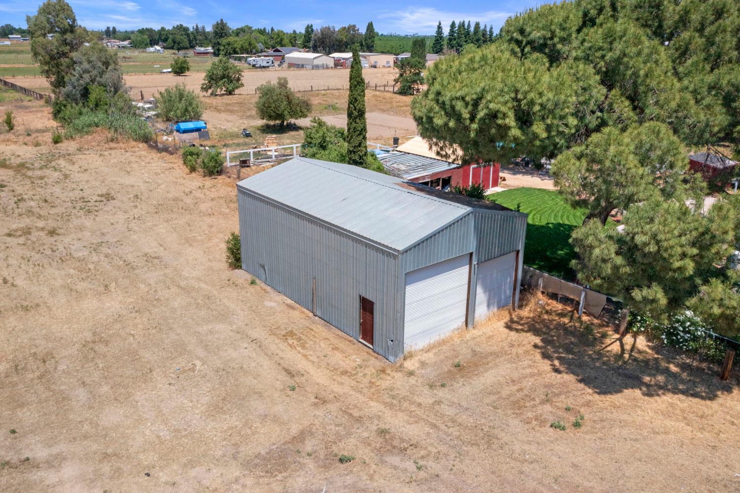 Photo of 6039 E Grayson Rd in Hughson, CA