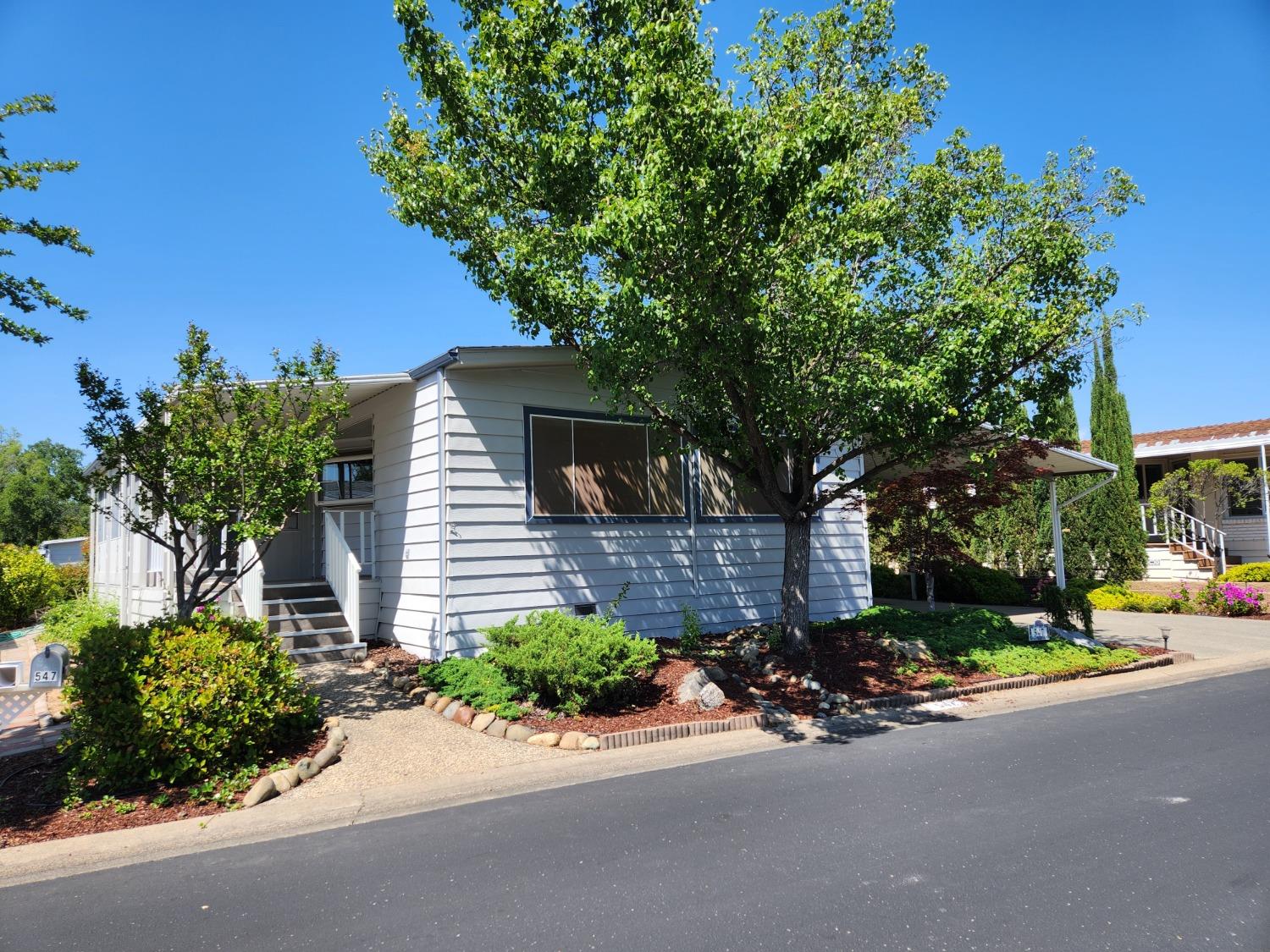 Photo of 547 Southwood in Folsom, CA