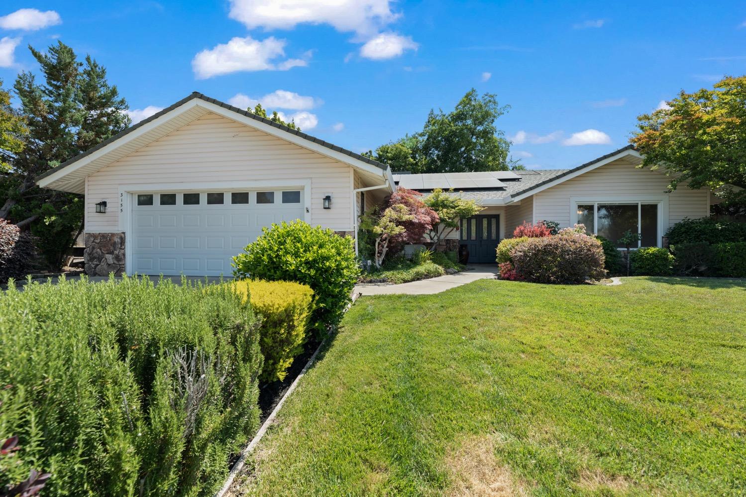 Photo of 3155 Capistrano Wy in Rocklin, CA