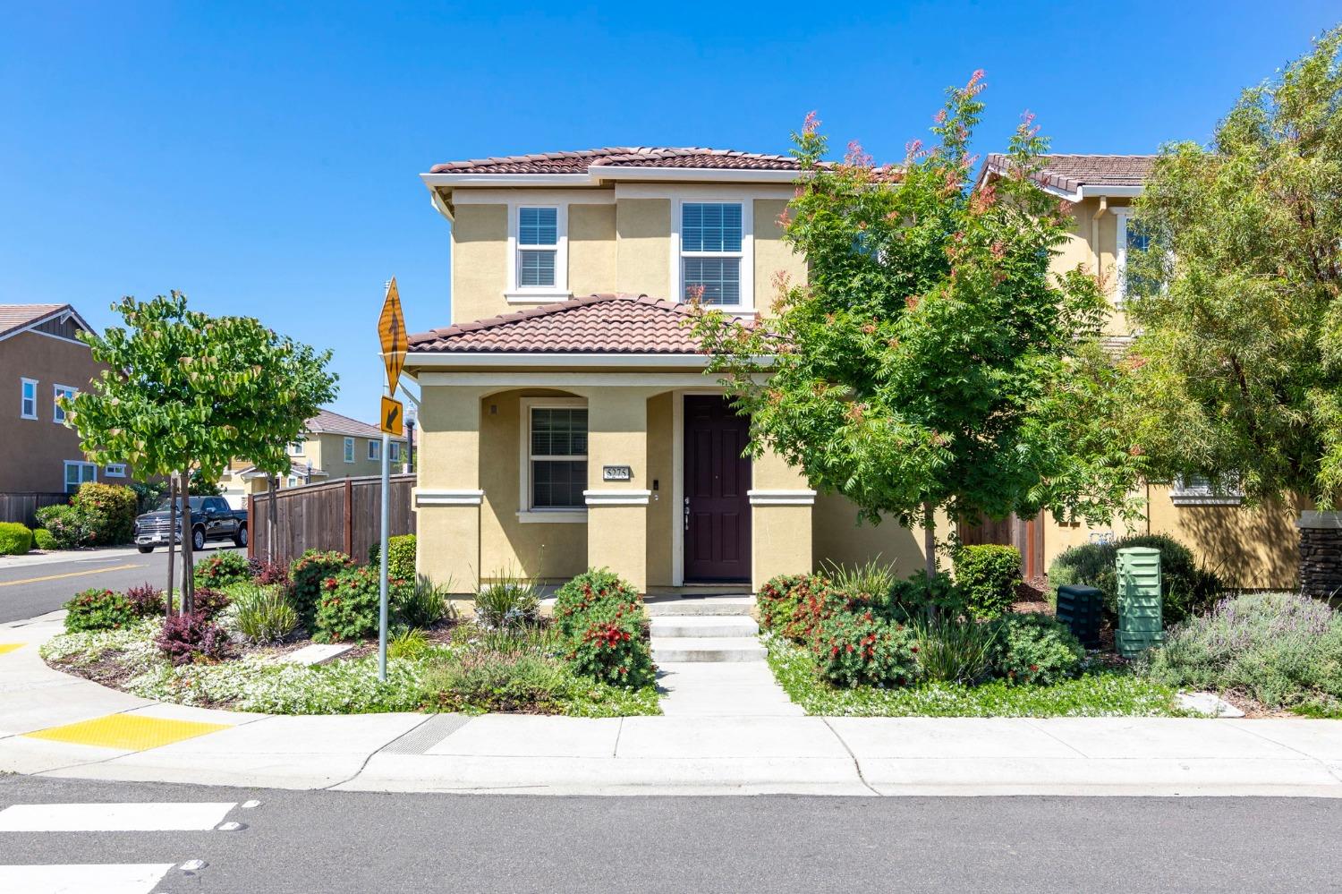 Photo of 5275 Kankakee Dr in Sacramento, CA