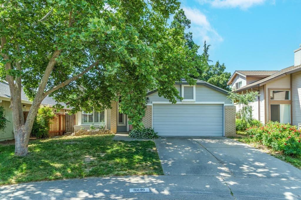 Photo of 3440 Ridge Rim Ct in Antelope, CA