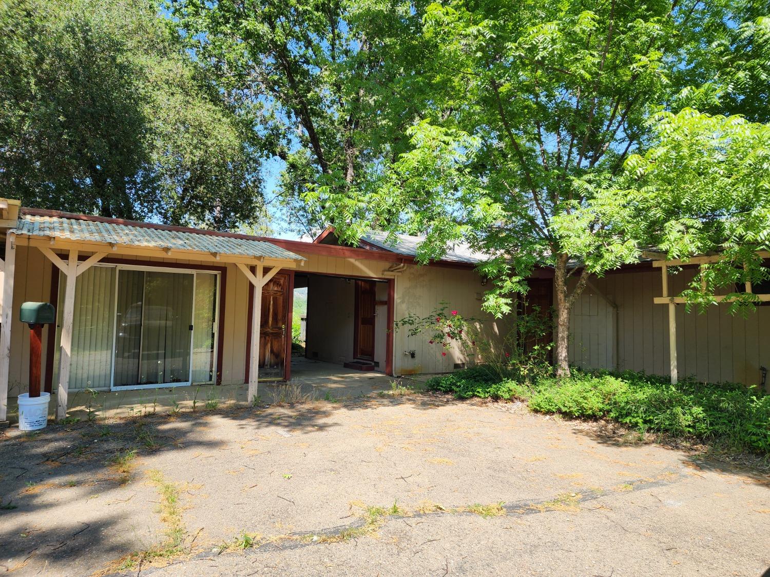 Photo of 2890 Lazy Creek Ln in Fiddletown, CA