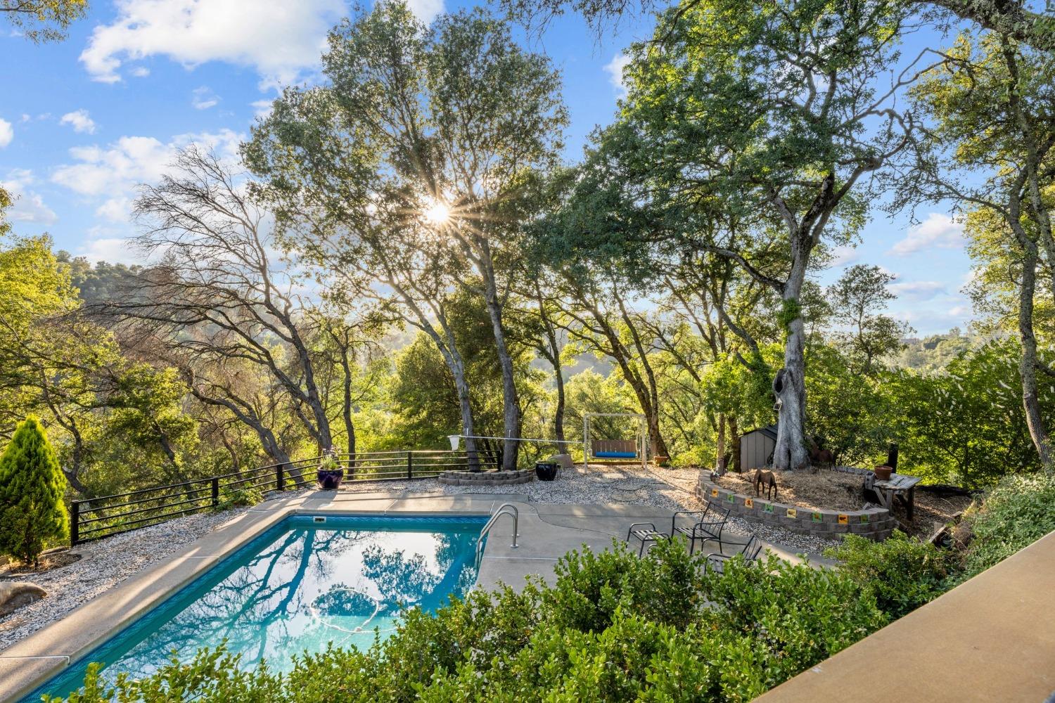 Photo of 4580 Meadow Creek Rd in Placerville, CA
