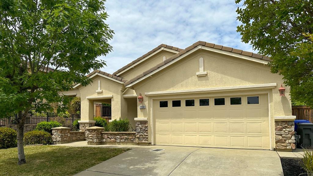 Photo of 2238 Zittel Dr in Folsom, CA