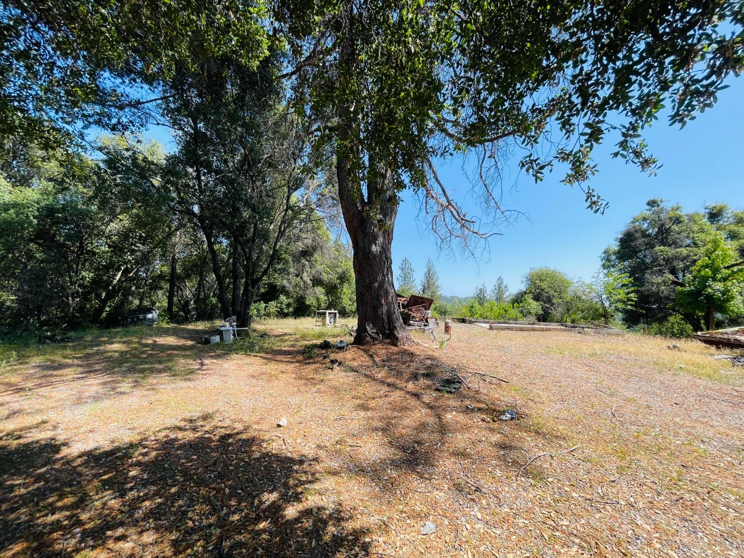 Photo of 6481 Dark Canyon Rd in Placerville, CA