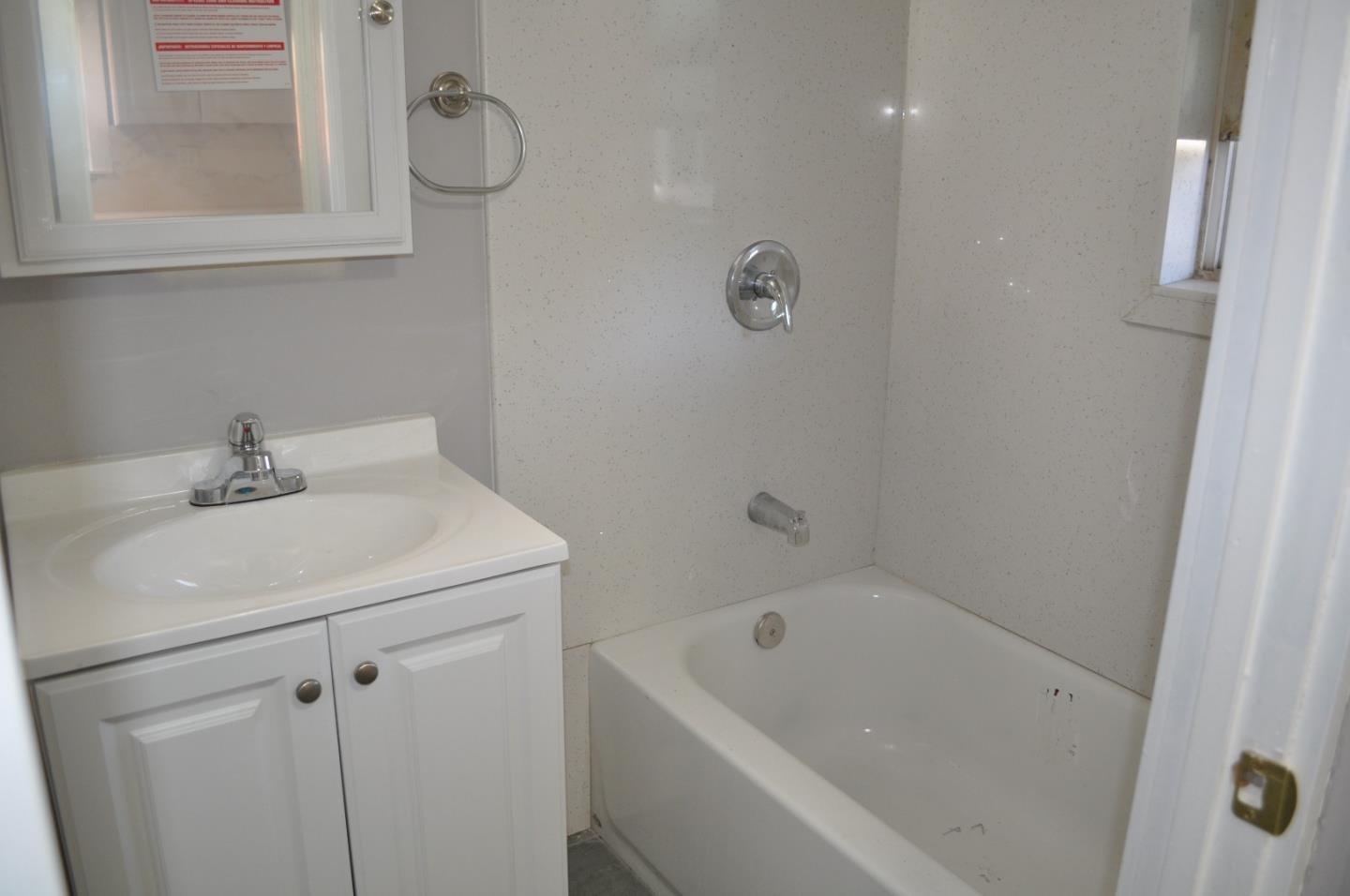 Detail Gallery Image 6 of 23 For 116 5th St, West Sacramento,  CA 95605 - – Beds | – Baths