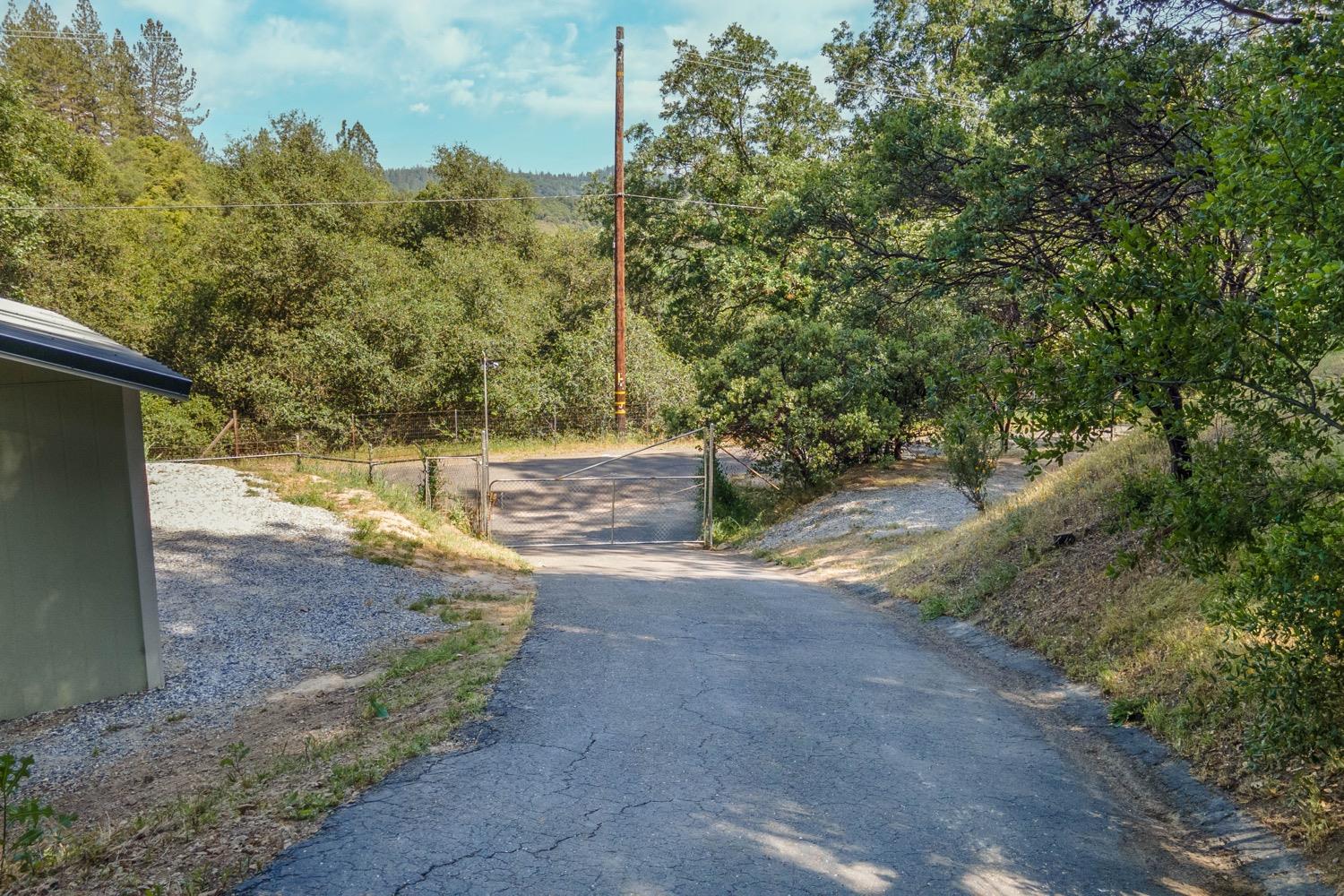 Fowler Lane, Diamond Springs, California image 47