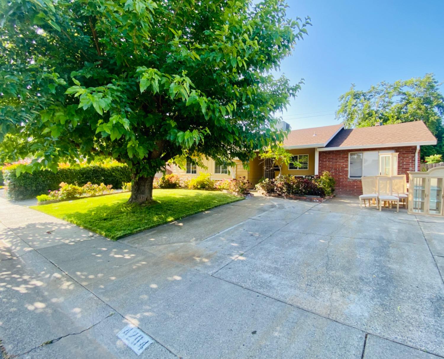 Photo of 4204 Gothberg Ave in North Highlands, CA