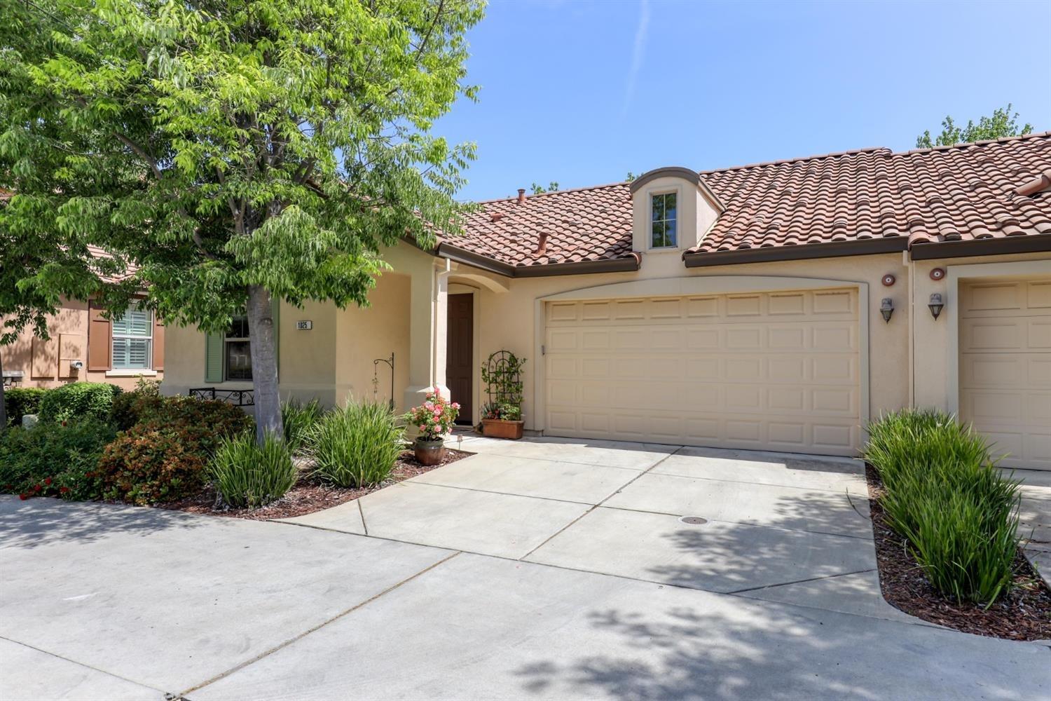 Photo of 1025 Venice Ln in Roseville, CA