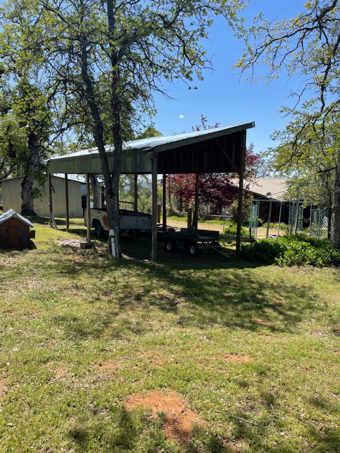 Schilling Court, Coulterville, California image 6