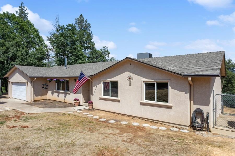 Photo of 3701 Ellies Allie in Placerville, CA