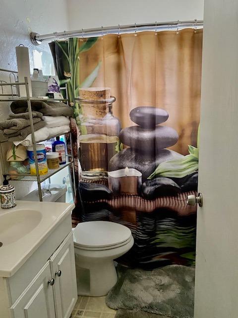 Detail Gallery Image 6 of 23 For 225 S D St, Stockton,  CA 95205 - – Beds | – Baths