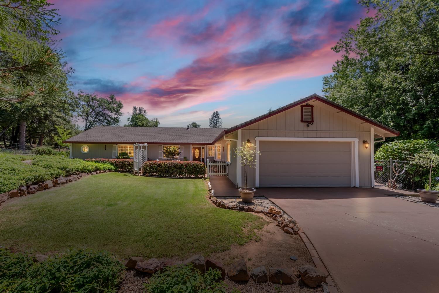Photo of 9060 Orval Beckett Ct in Placerville, CA