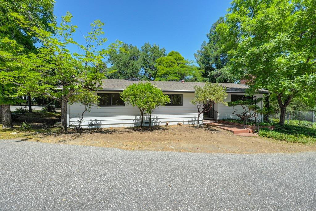 Photo of 410 Gold St in Auburn, CA