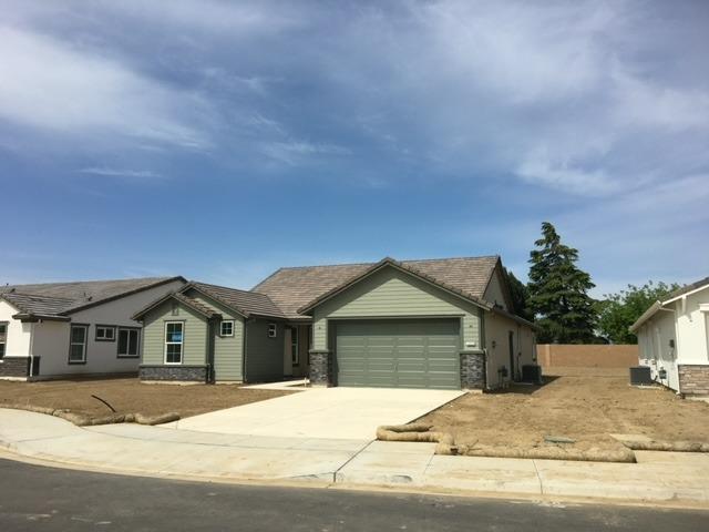 Photo of 1025 Souza Ct in Newman, CA
