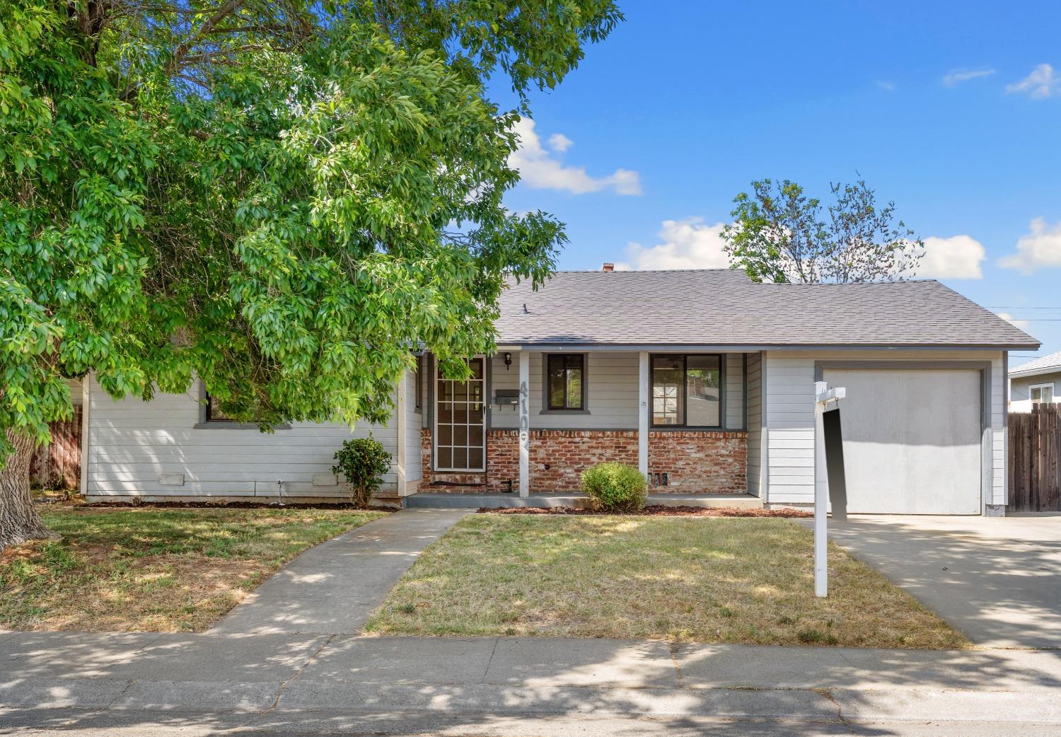 Photo of 4109 40th Ave in Sacramento, CA
