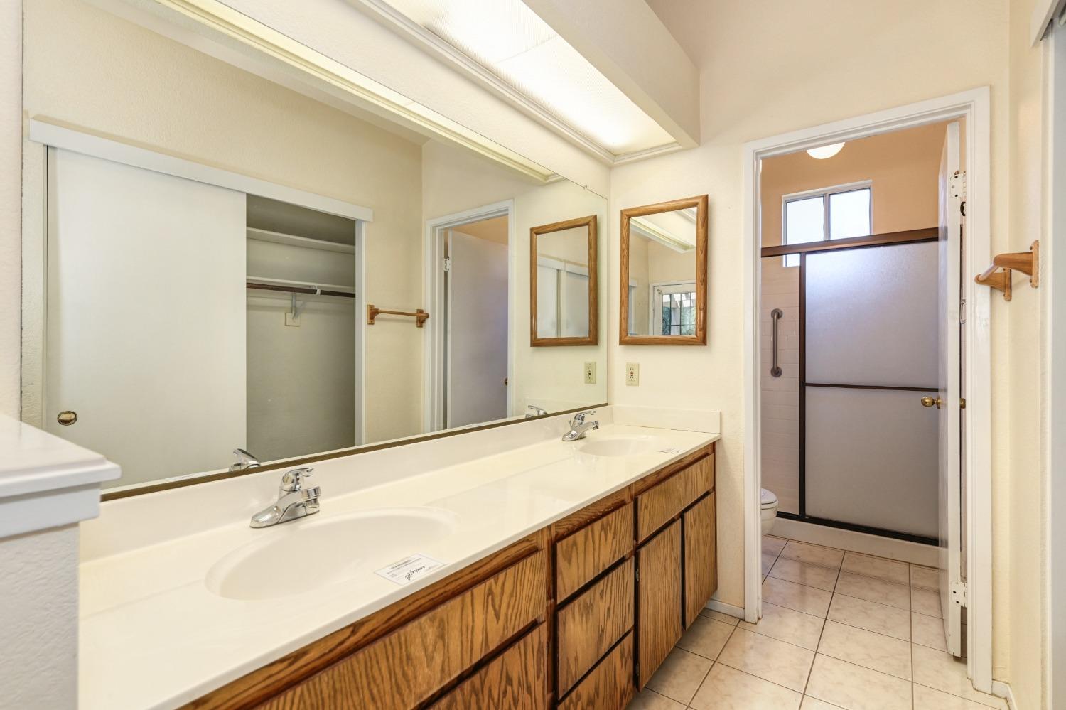 Photo #16: 223050275 Listing: Photo #16
