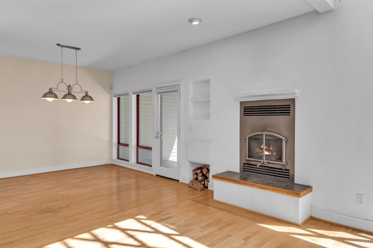 Photo #14: 223050136 Listing: Photo #14