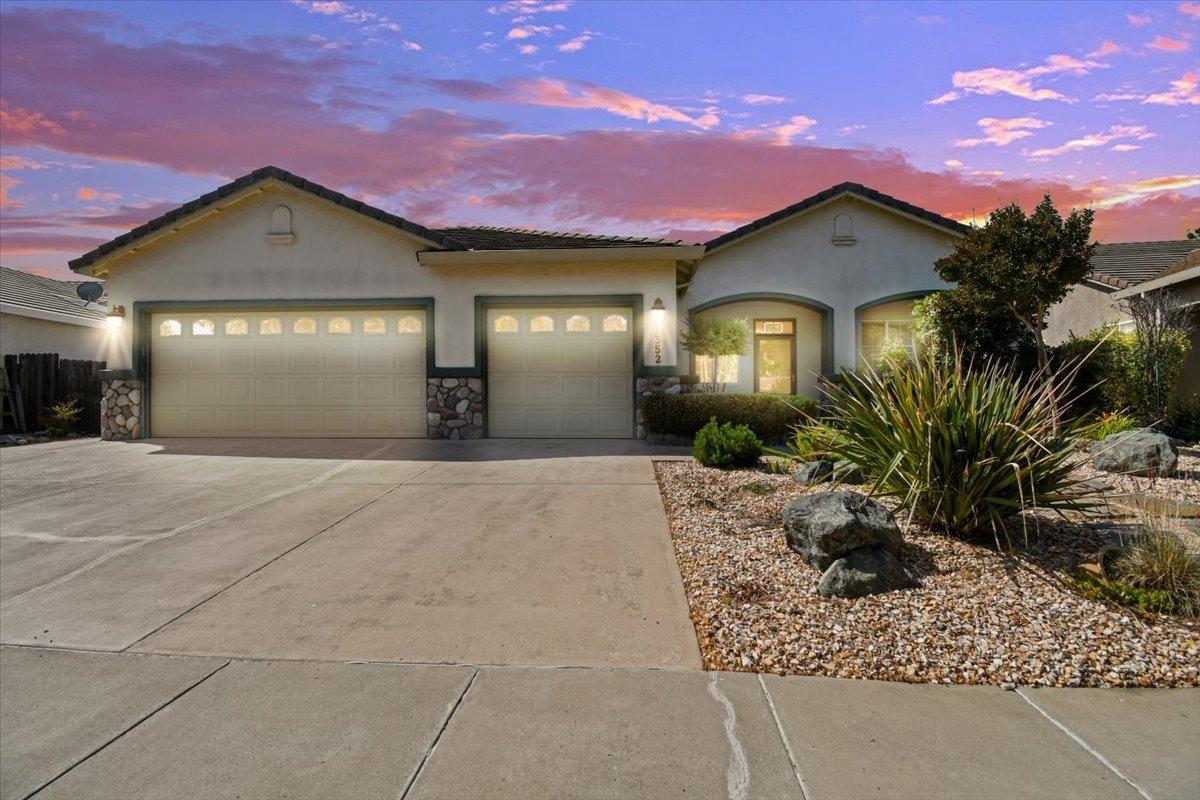 Photo of 1352 N Tres Picos Dr in Yuba City, CA