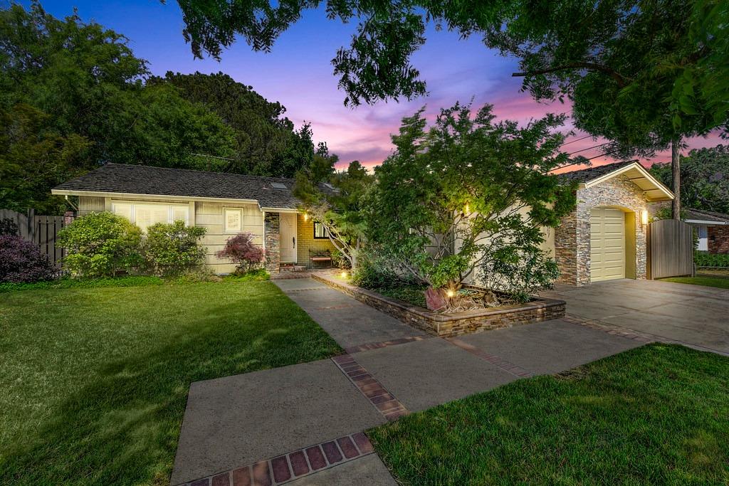 Photo of 3227 Libby Wy in Sacramento, CA