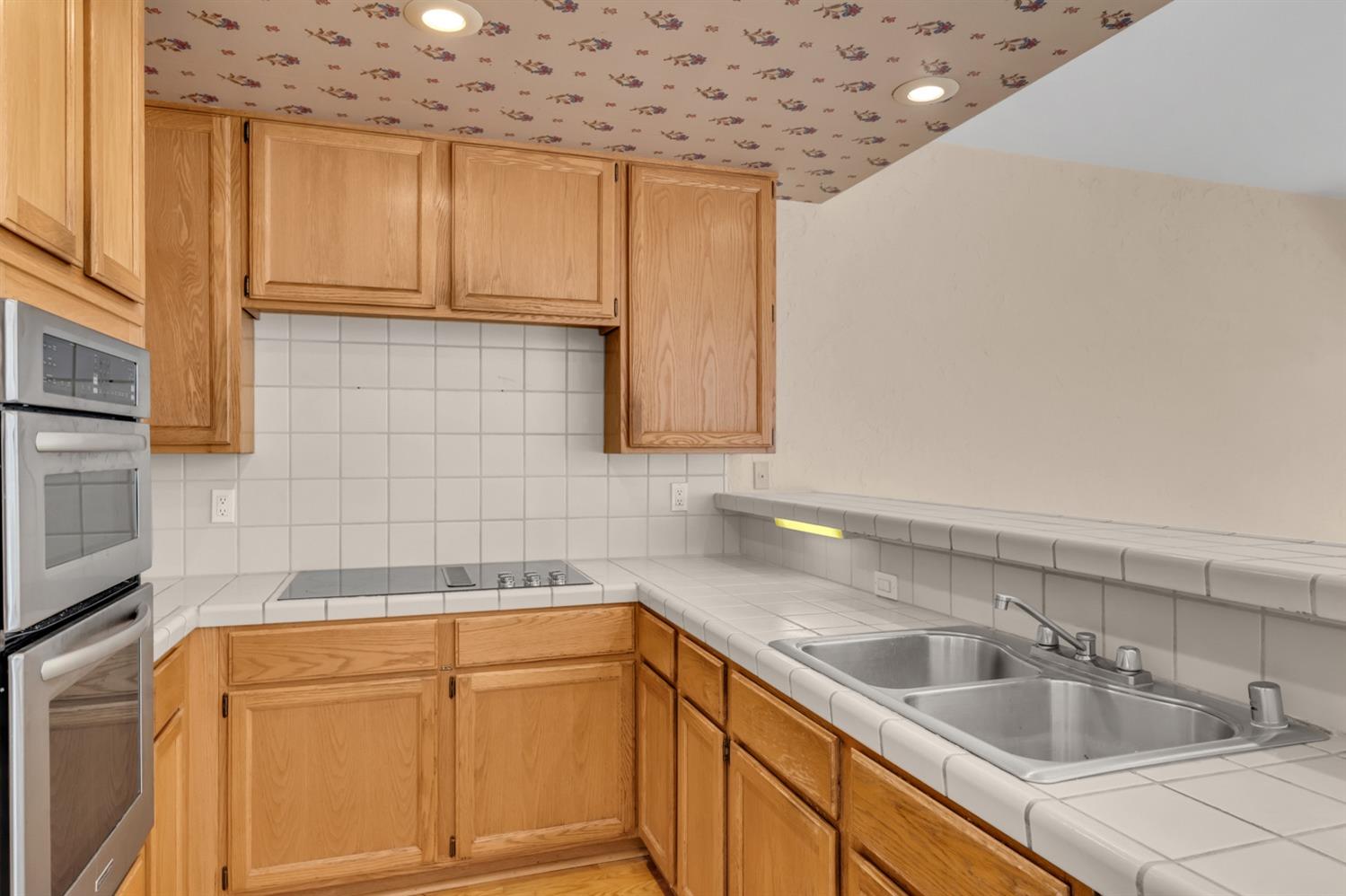 Photo #18: 223050136 Listing: Photo #18