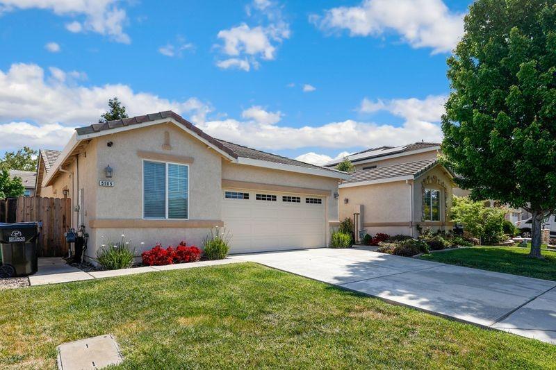Photo of 5105 Lotus Pond Wy in Elk Grove, CA