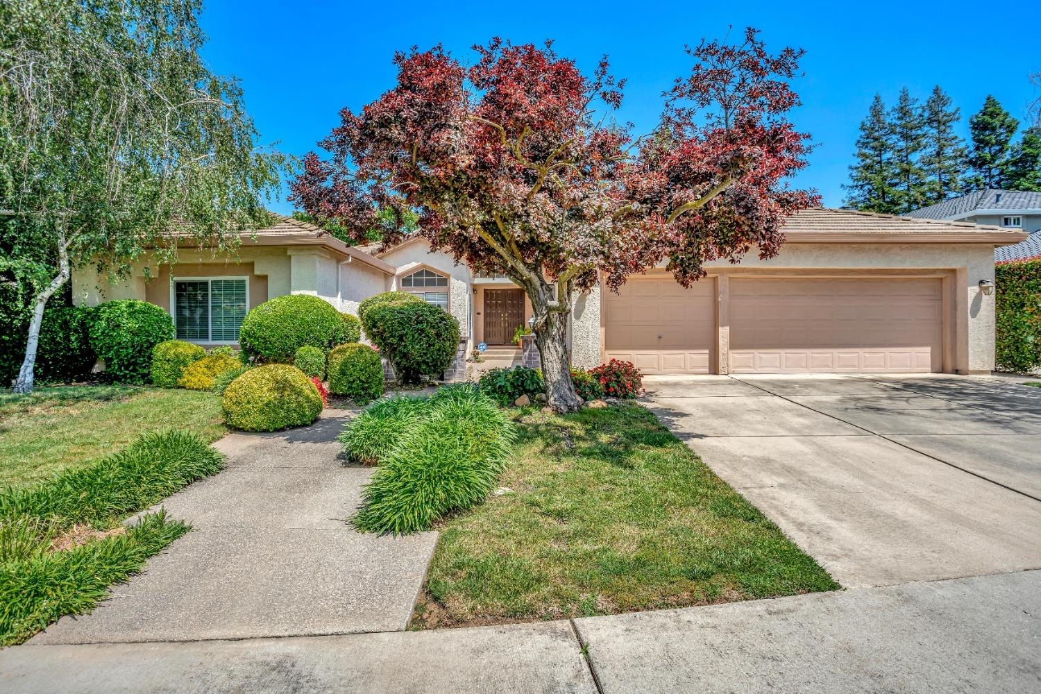 Photo of 8935-8935 8935 Hartwell Ct in Elk Grove, CA