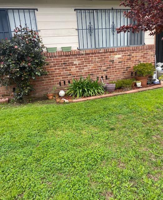 Detail Gallery Image 4 of 23 For 225 S D St, Stockton,  CA 95205 - – Beds | – Baths