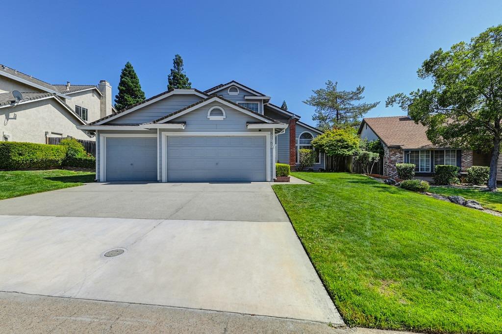 Photo of 5787 Summit Dr in Rocklin, CA