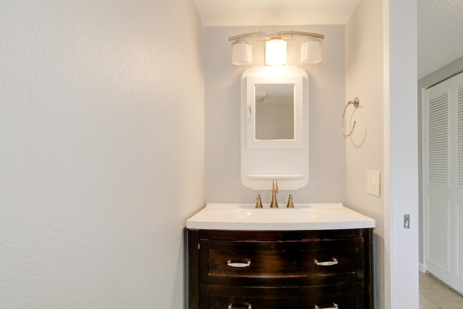 Photo #22: 223050762 Listing: Photo #22