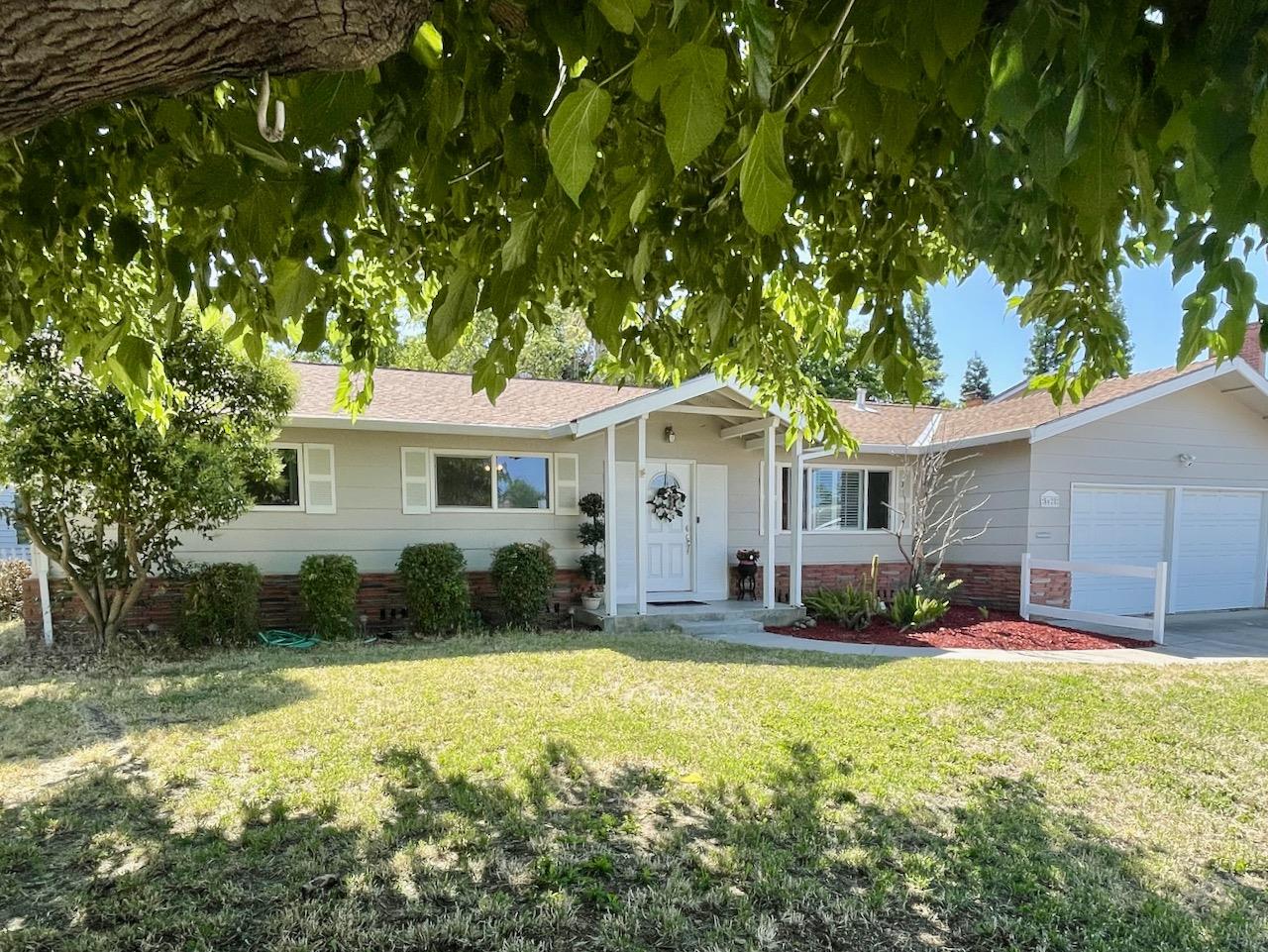 Photo of 5628 Walerga Rd in Sacramento, CA
