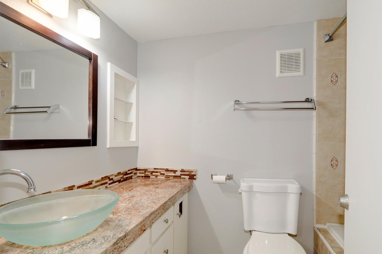 Photo #29: 223050762 Listing: Photo #29