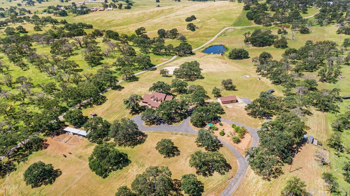Photo of 700 Karchner Rd in Lincoln, CA