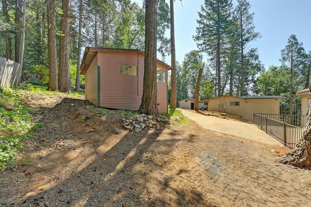 Bonanza Street, Pollock Pines, California image 31