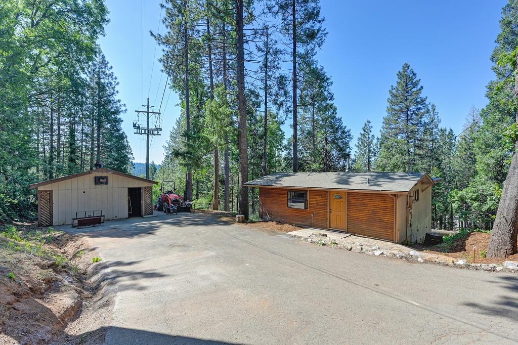 Bonanza Street, Pollock Pines, California image 5