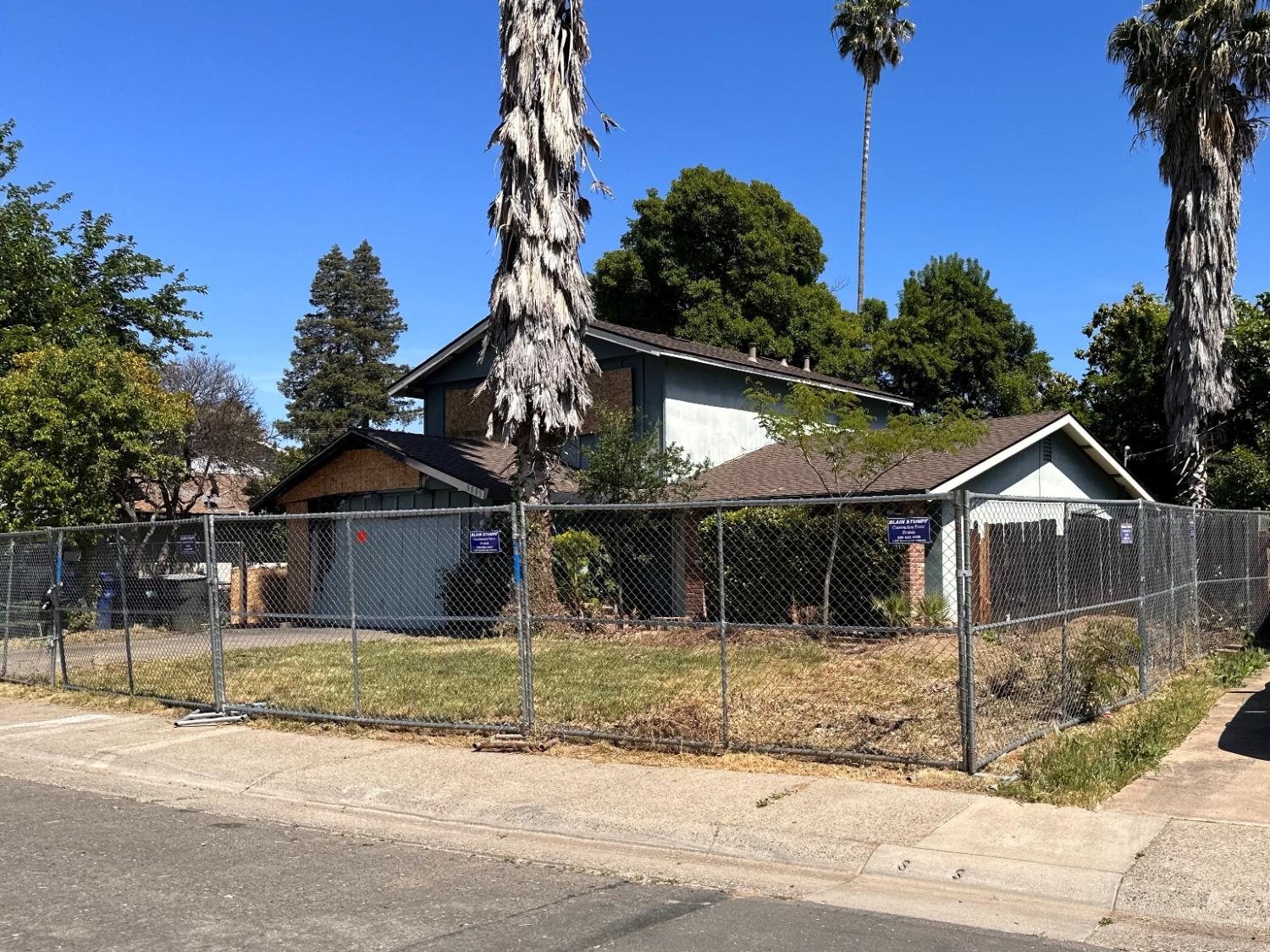 Photo of 9005 Harvest Wy in Sacramento, CA