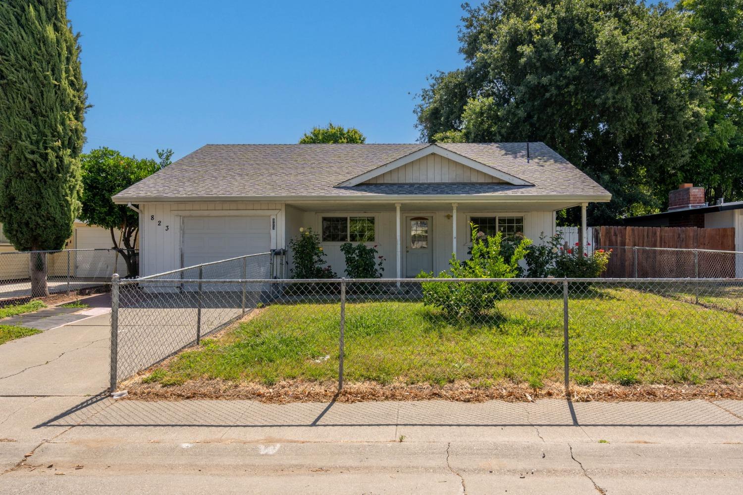 Detail Gallery Image 1 of 1 For 823 Stuart Ct, West Sacramento,  CA 95605 - 3 Beds | 1 Baths