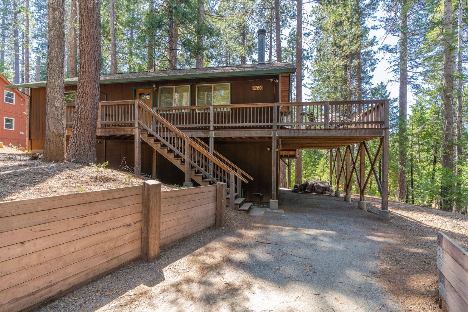Photo of 1720 Kiote Hills Dr in Arnold, CA