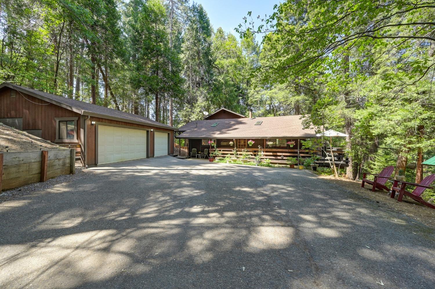 Photo of 2824 Birch Ct in Camino, CA