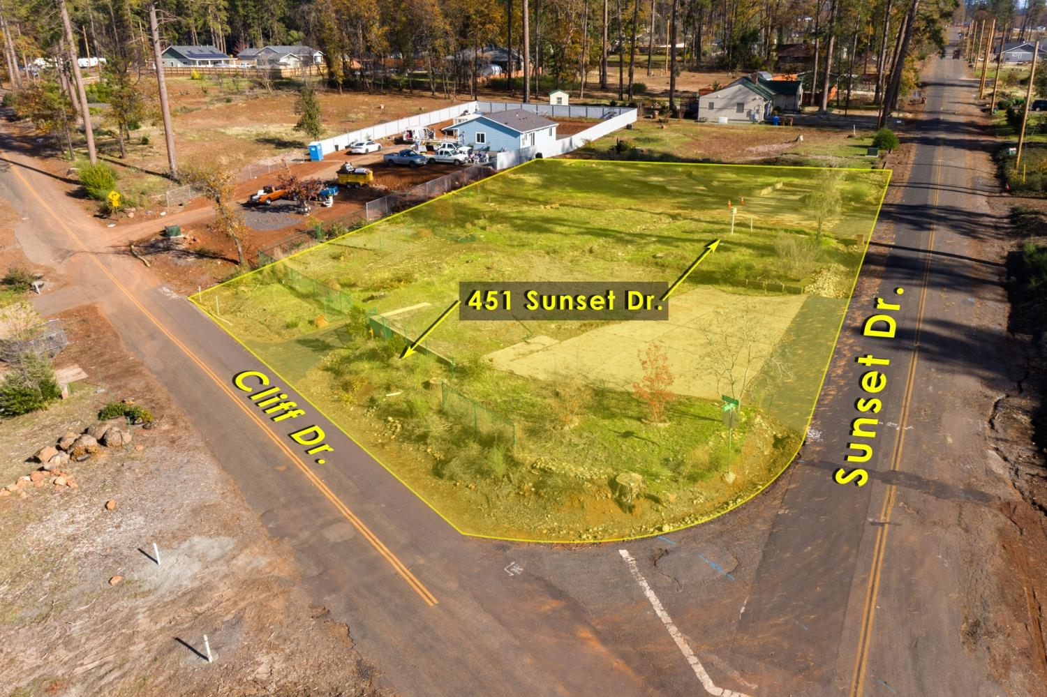 Photo of 451 Sunset Dr in Paradise, CA
