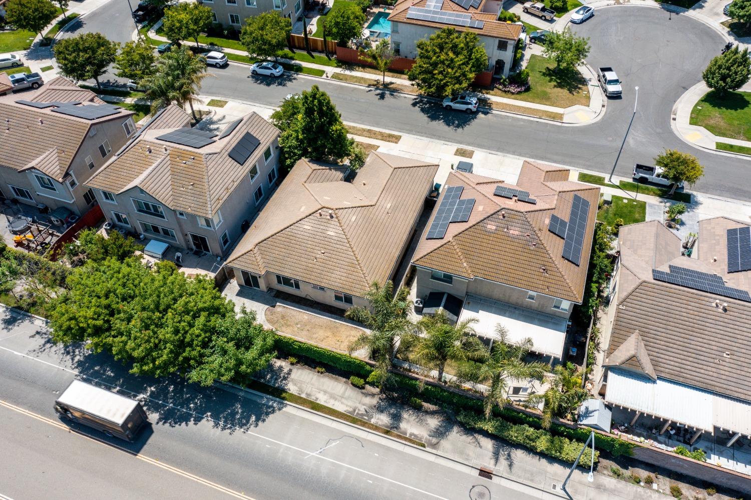 Detail Gallery Image 47 of 51 For 2345 New Brighton Ln, Stockton,  CA 95209 - 4 Beds | 2 Baths