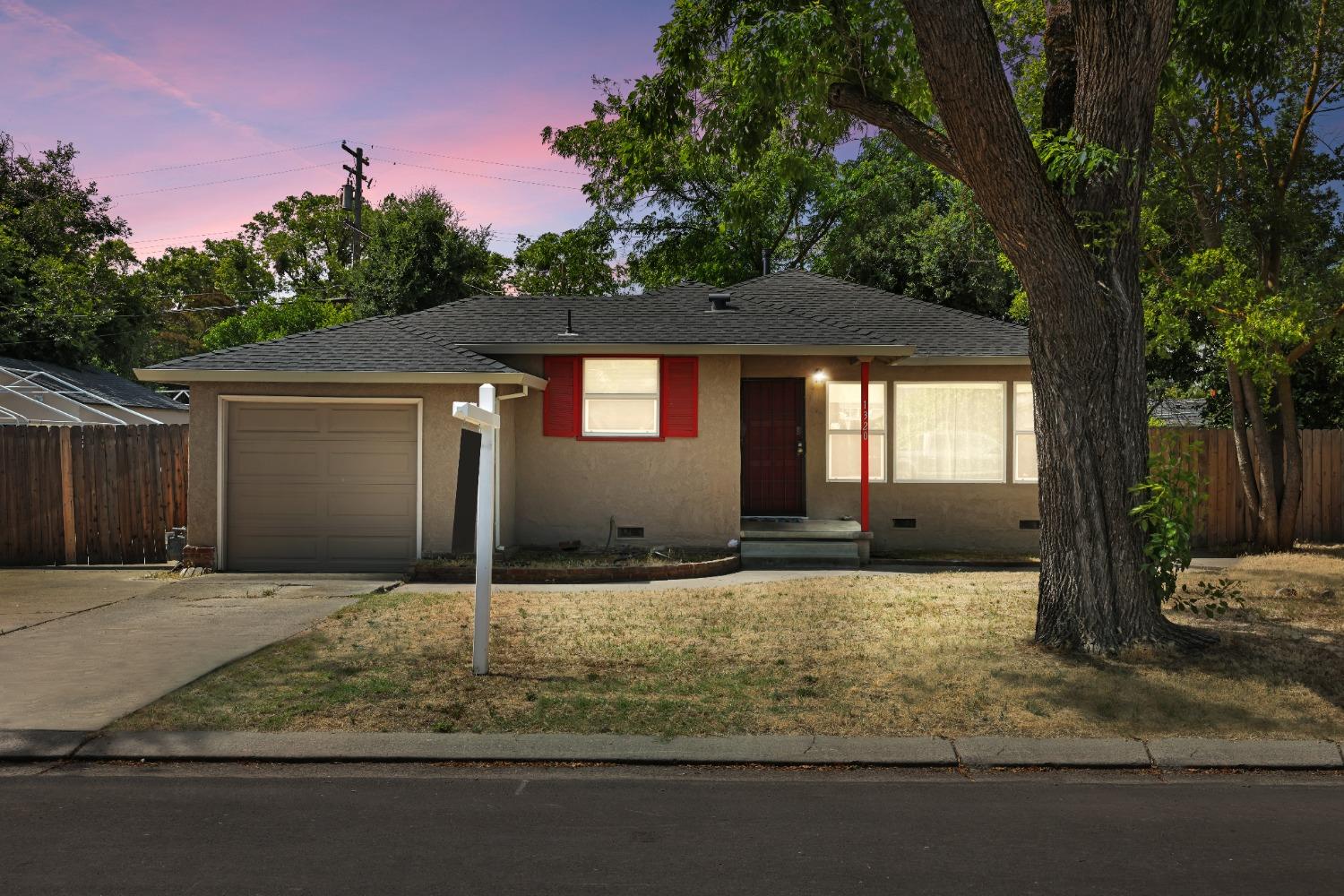 Photo of 1320 Del Vista Ave in Modesto, CA