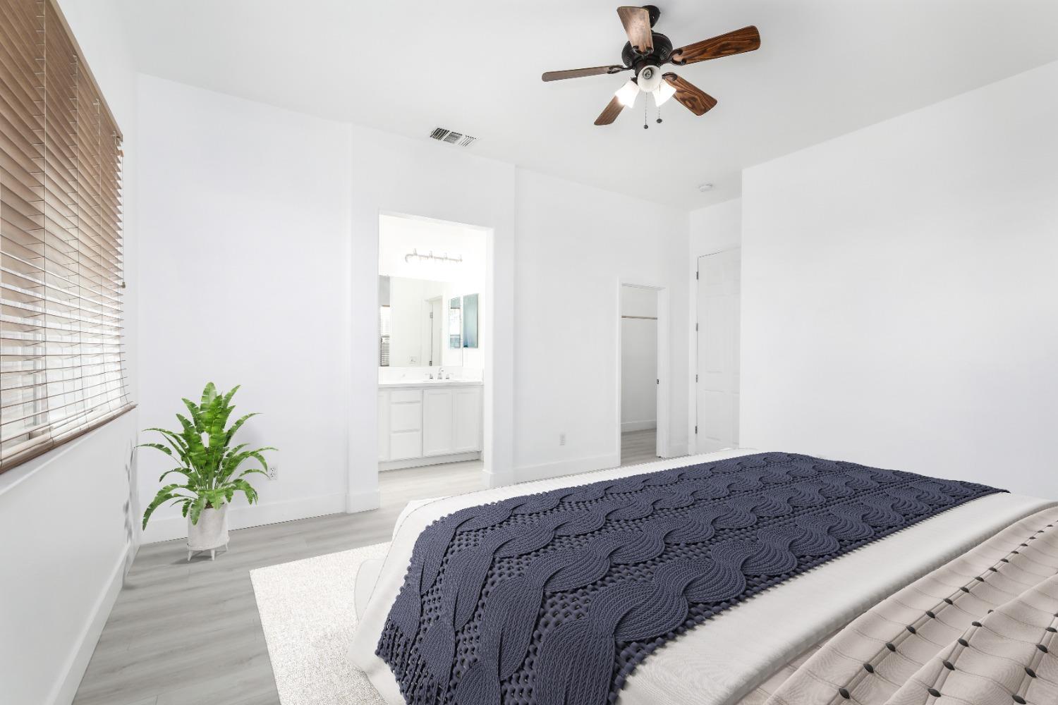 Detail Gallery Image 5 of 51 For 2345 New Brighton Ln, Stockton,  CA 95209 - 4 Beds | 2 Baths
