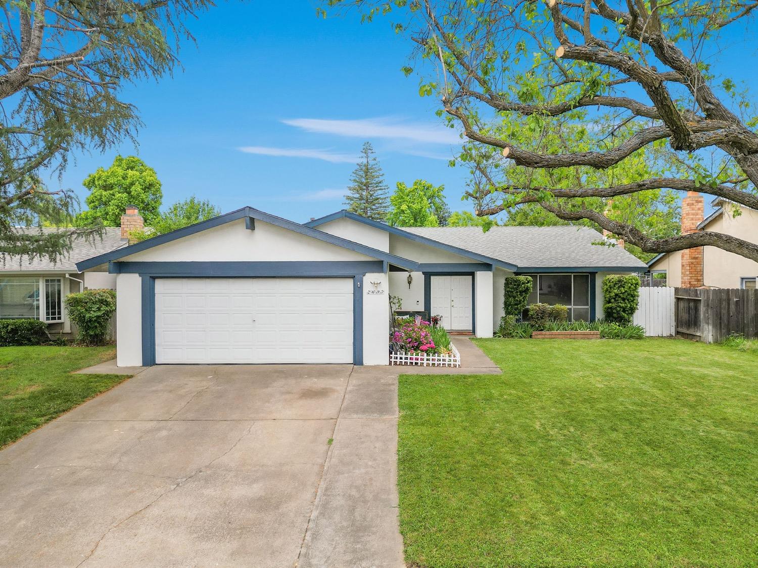 Photo of 2637 Escobar Wy in Sacramento, CA