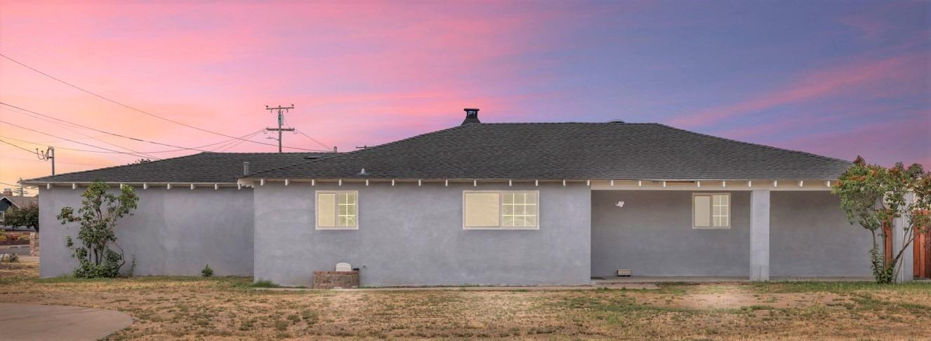 Photo of 50 N Oak Ave in Oakdale, CA